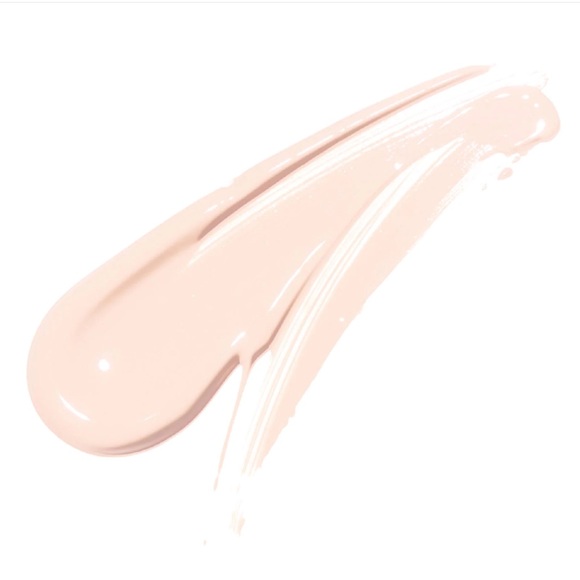 Fenty Pro Filt’r 110 Soft Matte Longwear Foundation - Picture 2 of 4